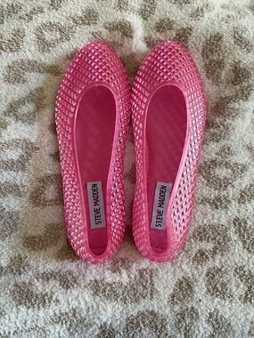 Steve Madden Gyzmo Perforated Jelly Flat